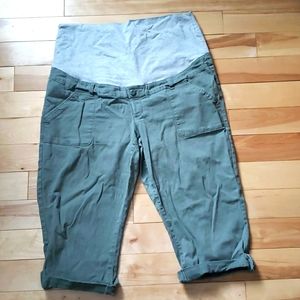 Thyme maternity capri XL